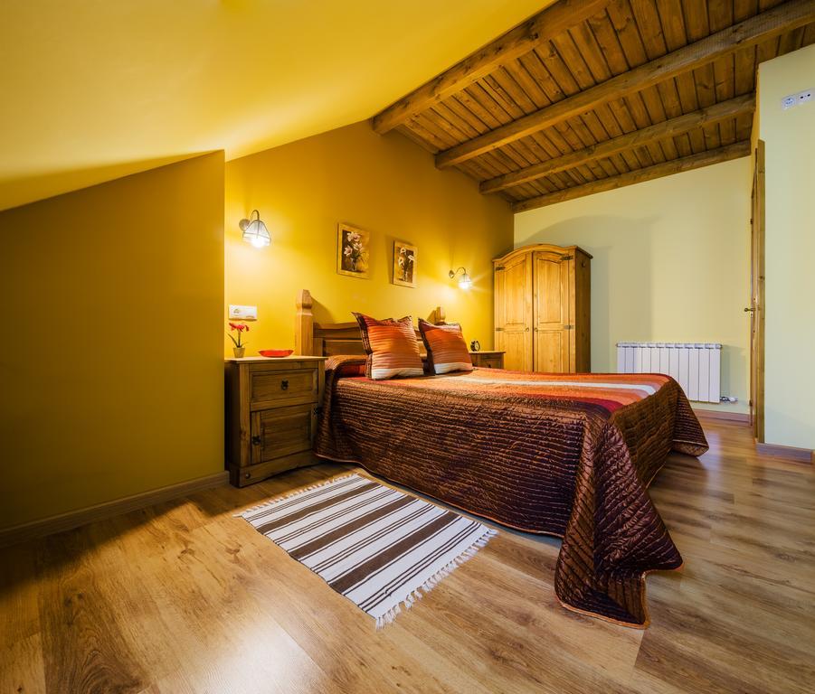 Apartamentos Rurales L'Abiseu Caboalles de Abajo Esterno foto