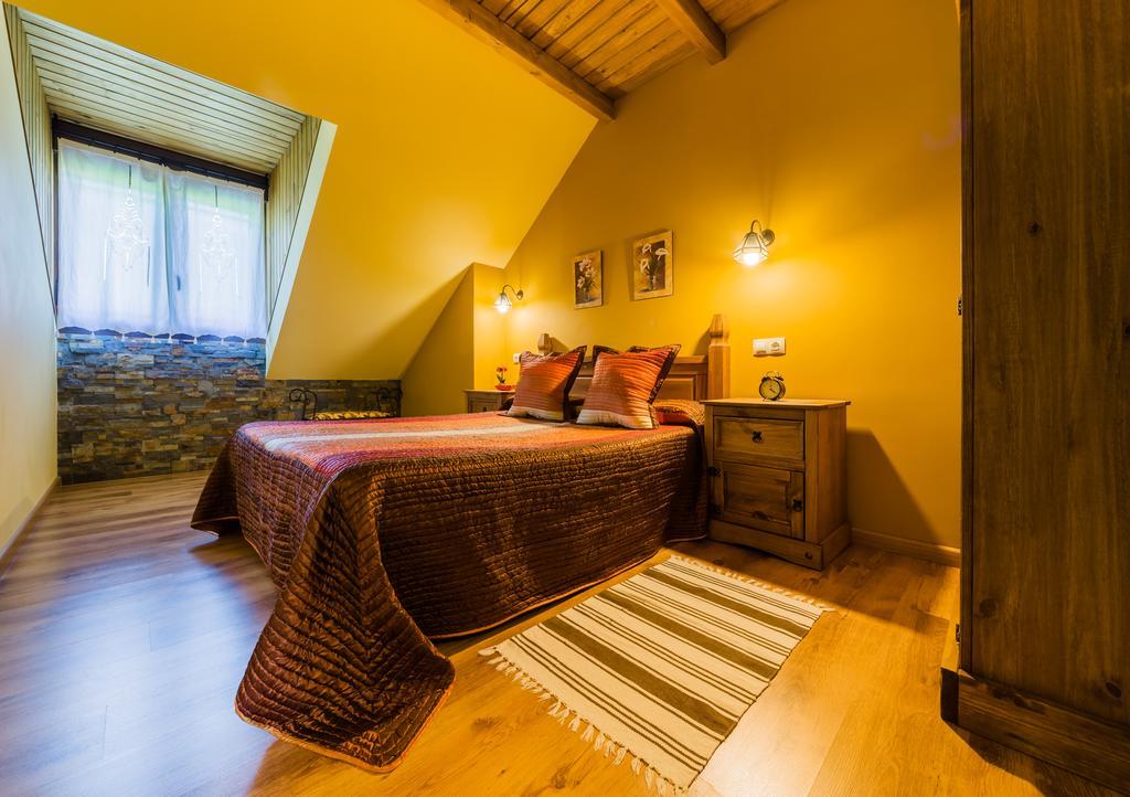 Apartamentos Rurales L'Abiseu Caboalles de Abajo Esterno foto