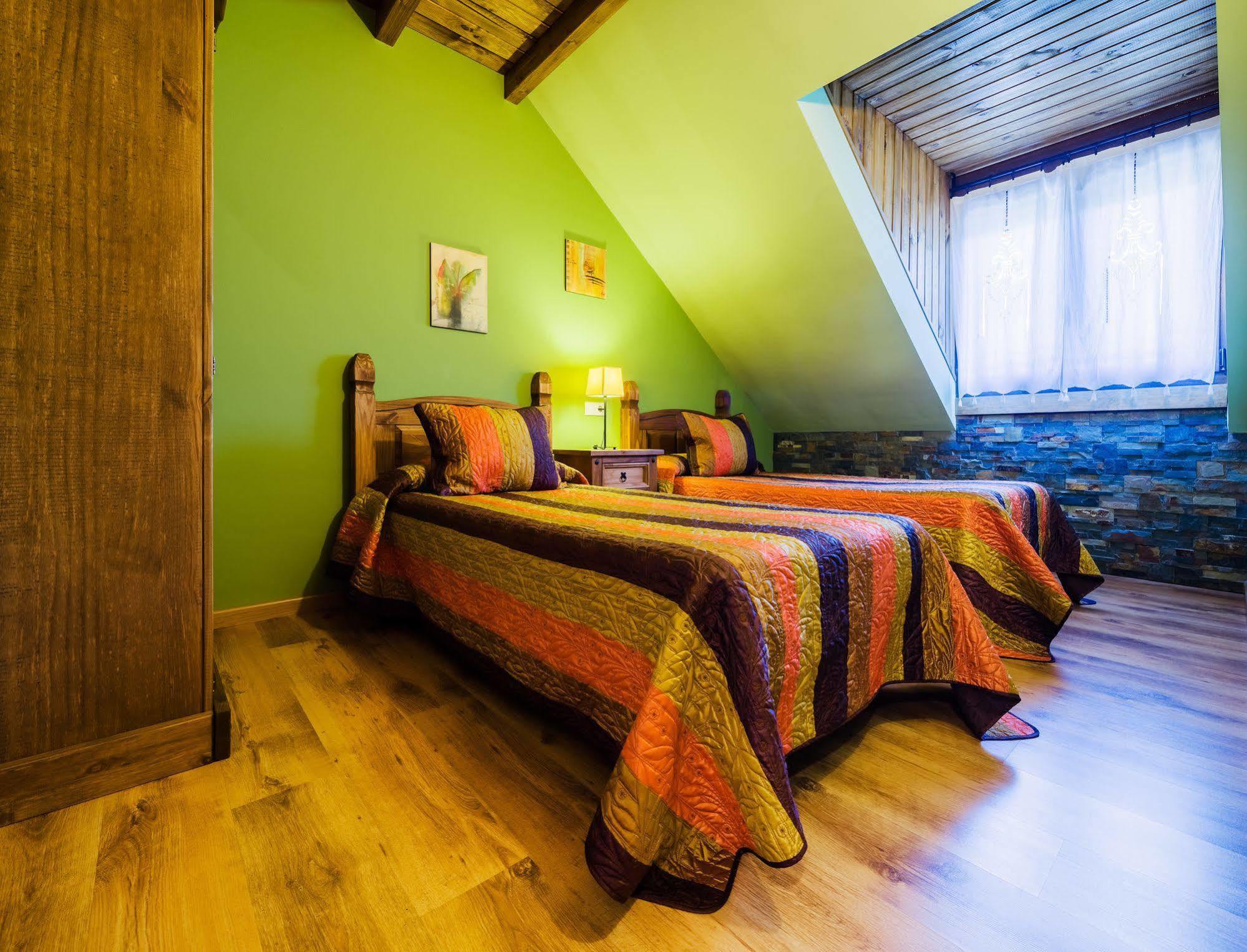 Apartamentos Rurales L'Abiseu Caboalles de Abajo Esterno foto
