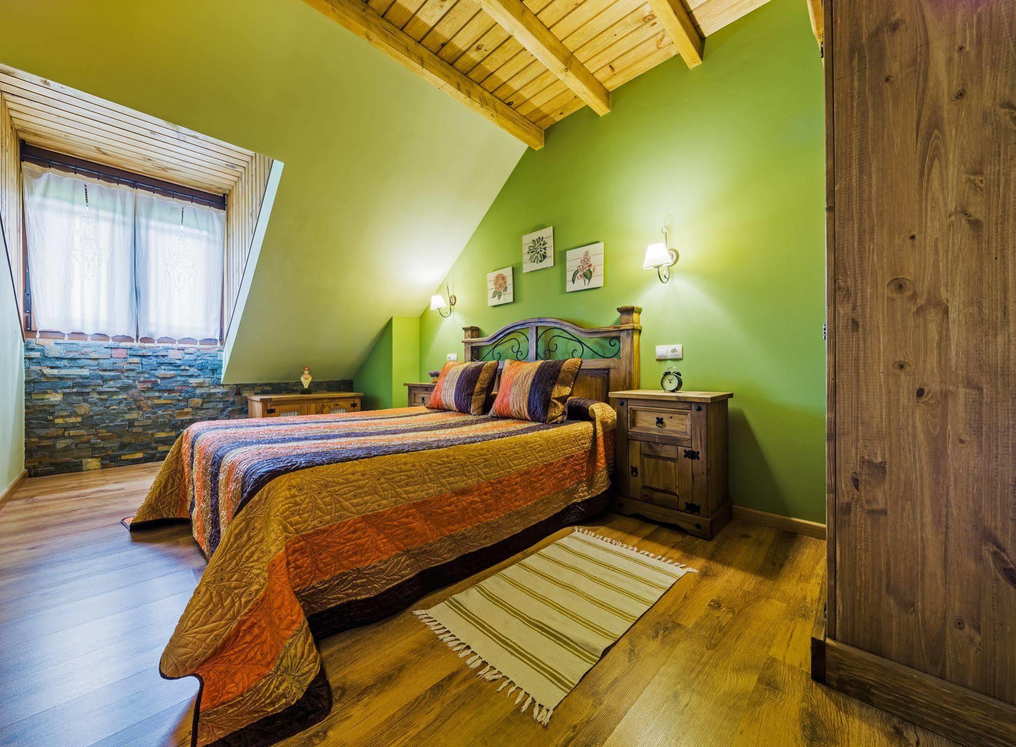 Apartamentos Rurales L'Abiseu Caboalles de Abajo Esterno foto